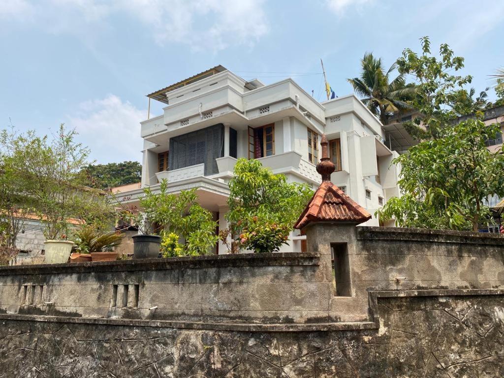 Ormayidam Residency Hotel Thiruvananthapuram Exterior photo